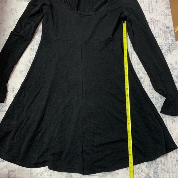 VTG Y2K BCBGMaxAzria Black Long Sleeve Skater Dress S - Picture 6 of 10